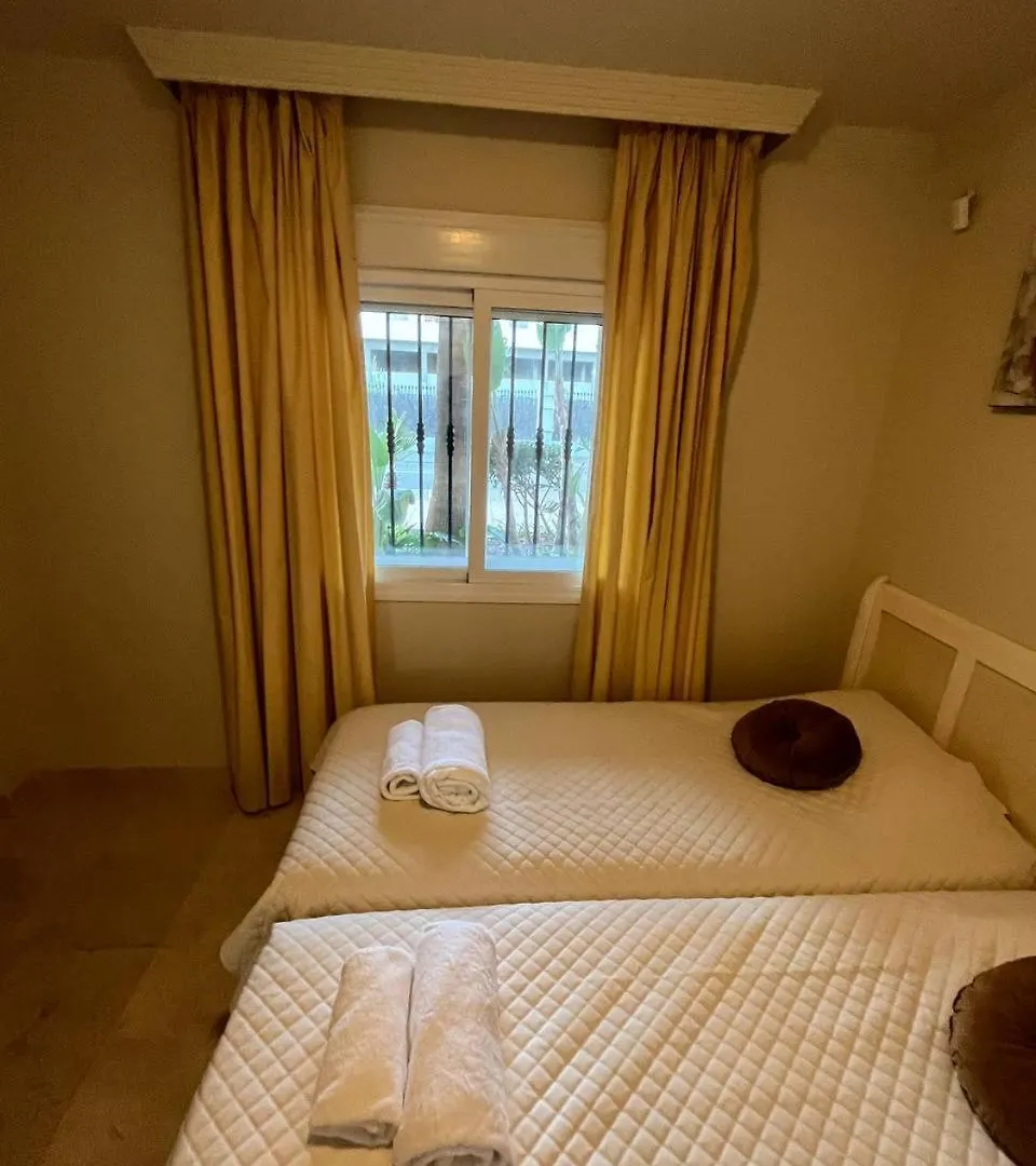 Apartment Piso 2 Habitaciones, Salon 2 Bano En Puerto Banus Vista Mar ! Marbella Spain