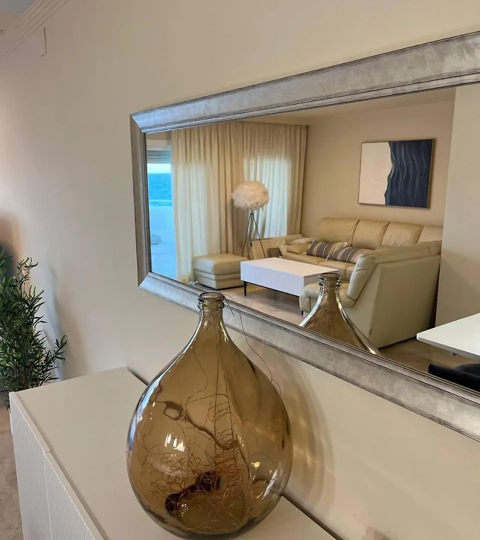 Apartment Piso 2 Habitaciones, Salon 2 Bano En Puerto Banus Vista Mar ! Marbella
