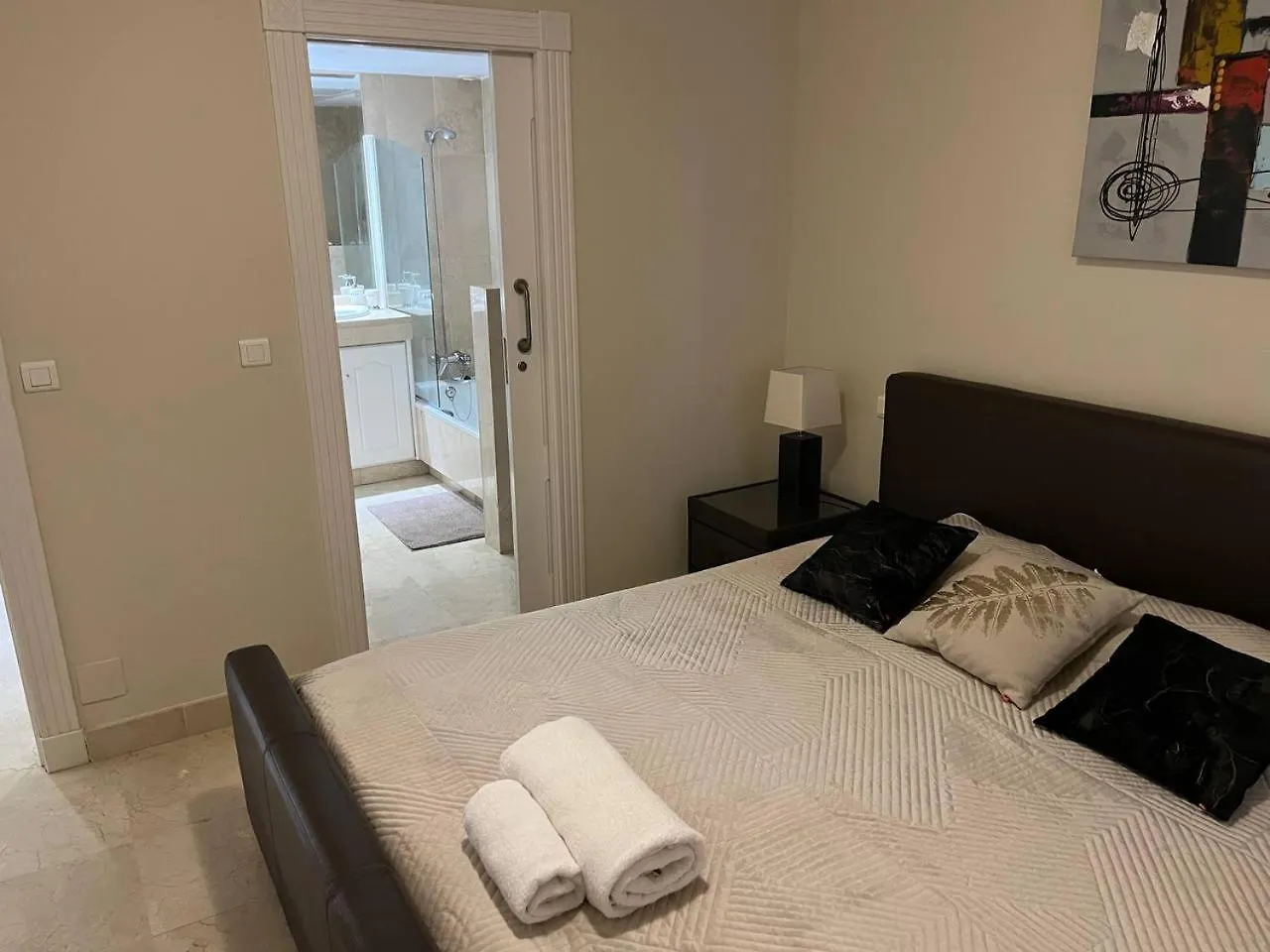 Apartment Piso 2 Habitaciones, Salon 2 Bano En Puerto Banus Vista Mar ! Marbella Spain