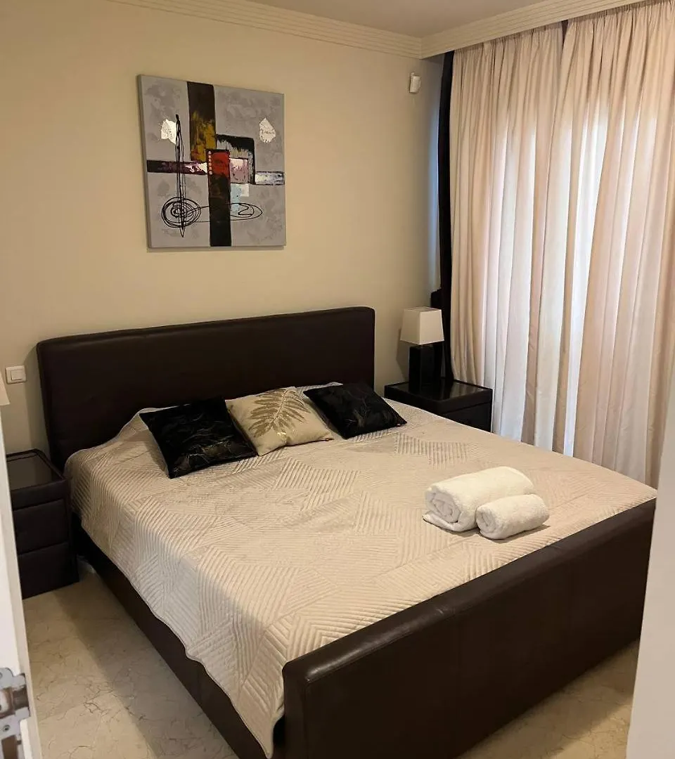 Piso 2 Habitaciones, Salon 2 Bano En Puerto Banus Vista Mar ! Marbella 0*,