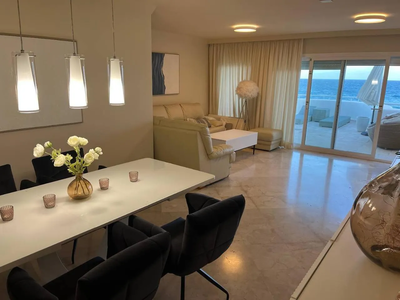 Piso 2 Habitaciones, Salon 2 Bano En Puerto Banus Vista Mar ! Marbella 0*,  Spain